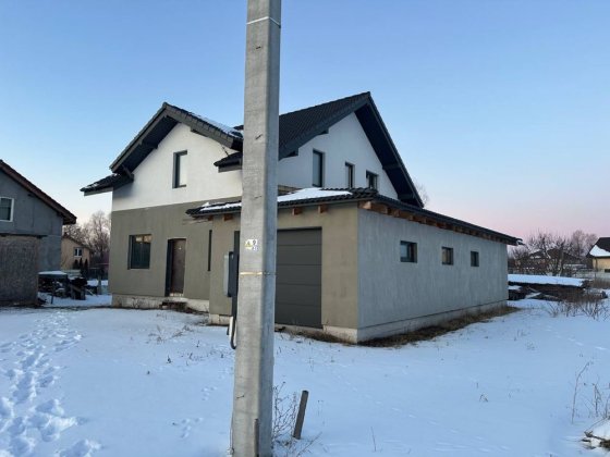 Пр дом 143кв Зазимье начало села  7 с земли