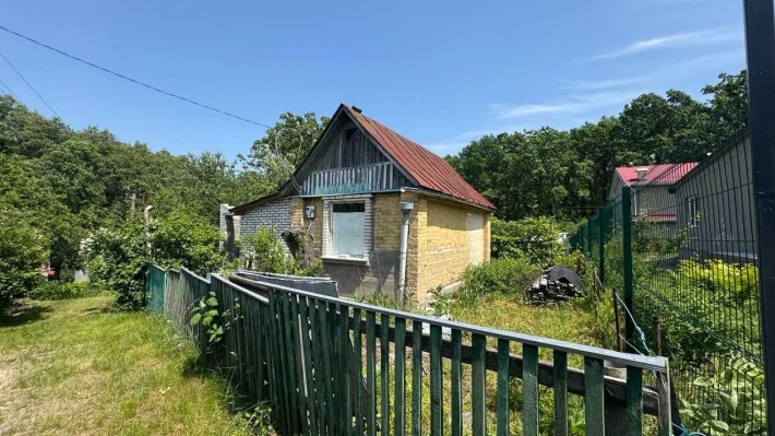 Продам дачу в 10 хв від Києва - фото 1