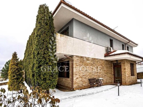 Продаж будинку 220м КМ Маєток Іванковичі Маеток 13 соток 3 спальні газ Иванковичи