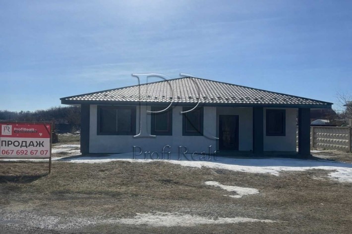 Продаж 1 поверхового будинку, с.Іванковичі, 10 соток - фото 1