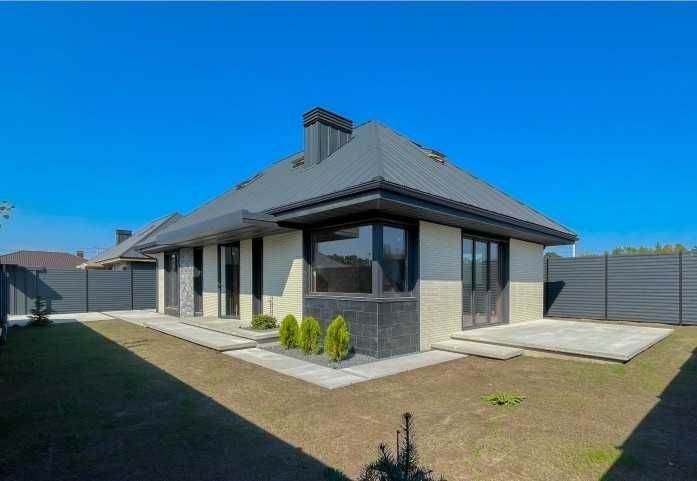 Красивий будинок! Якісне будивництво! Вигідна ціна! с.Іванковичі - фото 1