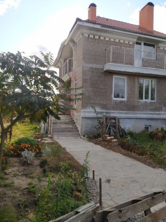 продам хату у селі Бровари - фото 1