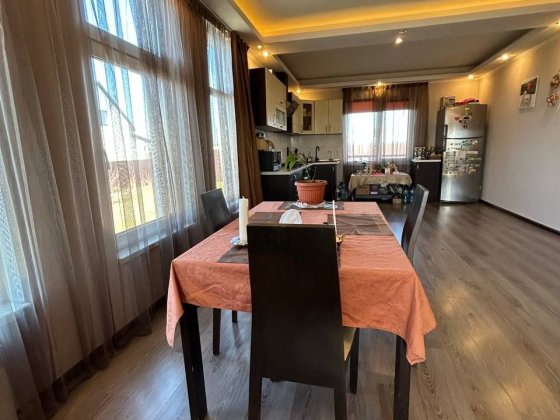 Продам будинок біля Києва в селі Красилівка Броварського району Красилівка