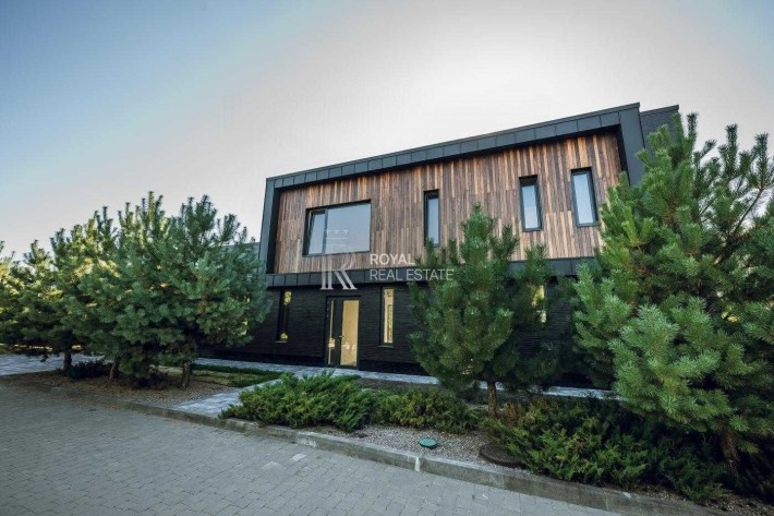 Продаж Будинок 4кім. 205м2 с.Крушинка Закрита Територія 15 соток - фото 1