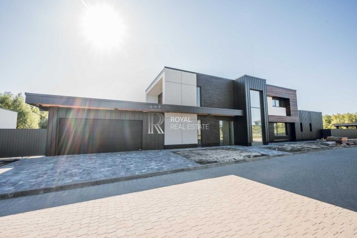 Продаж Будинок 279м2 5к 15соток Крушинка - фото 1