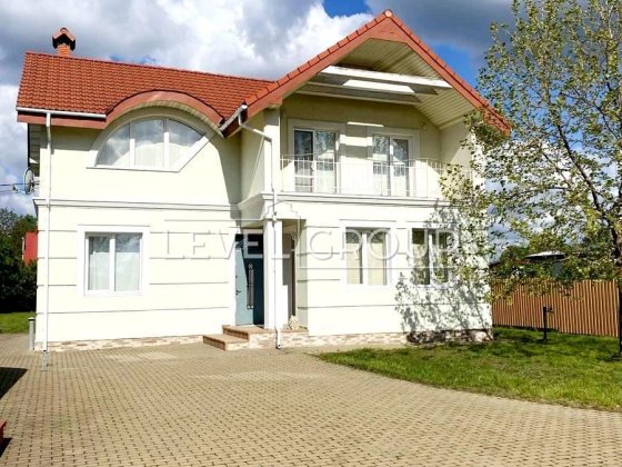 Продаж автономного будинка з ремонтом в с. Мархалівка, Фастівський р-н Мархаловка