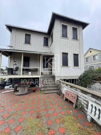 Будинок з частковим ремонтом та влекою ділянкою 23 сотки. - фото 1