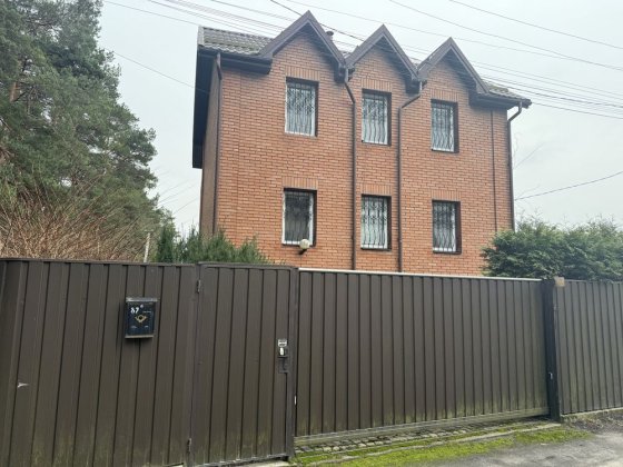 Продам будинок із земельною ділянкою Михайлівка-Рубежівка