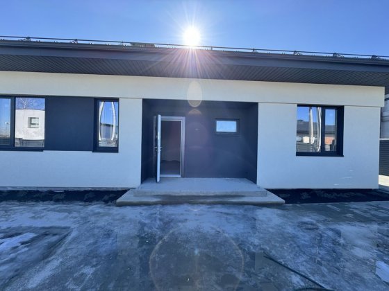 С Нове продаж  будинку 105 квм Нове