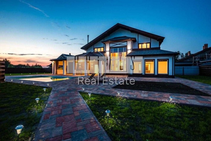 Продаж будинку Обухівський район КМ Lake Village Нові Безрадичі - фото 1