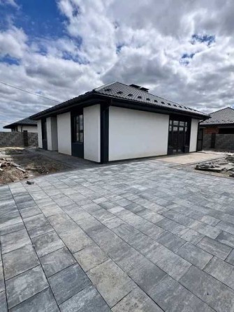 Готовий будинок 90м2 з укриттям на 5 сотках в передмісті Ірпеня - фото 1