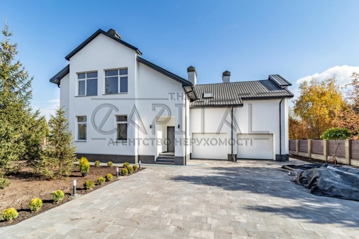 Продаж / Будинок / Плюти - фото 1