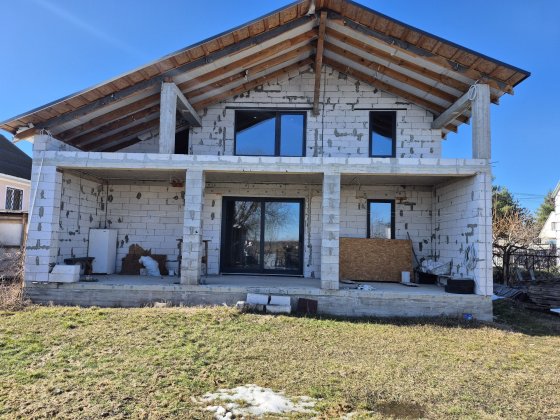 Чудовий Будинок з виходом на воду Проців