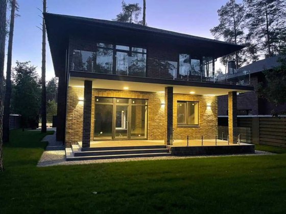 Продажа современного дома .село Плюты. Район Конче-заспа. Плюты