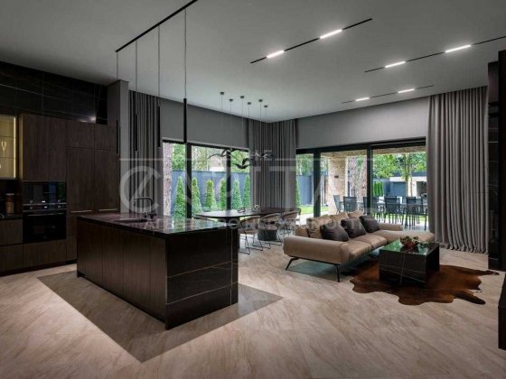 Продаж / Будинок / 185 м2 / Плюти / вул. Плютовська /Обухівський район Плюты