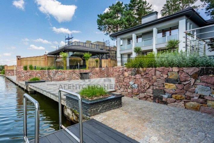 Продаж будинку Плюти 250м2 Козин Ходосівка Лісники Конче Заспа - фото 1