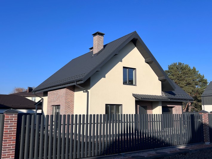 Будинок в с.Щасливе, 210кв.м - фото 1