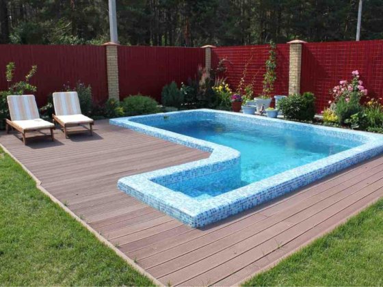 Енергонезалежний будинок біля лісу з басейном, Старі Петрівці Старые Петровцы