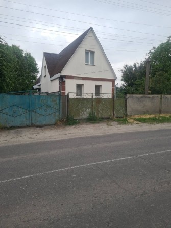 Продам будинок с. Тарасівка по центральній вулиці - фото 1