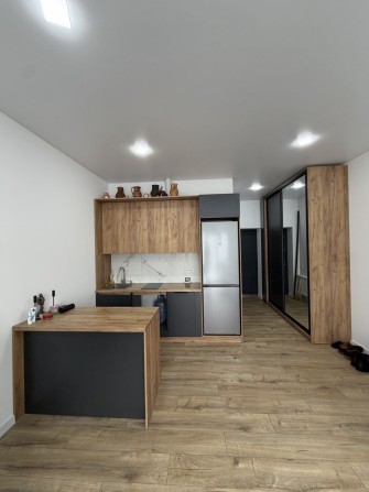 Без комісії! Таун з двориком та меблями! - фото 1