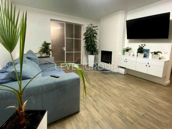 Продаж будинку в с. Хотів 200 м2 Хотів