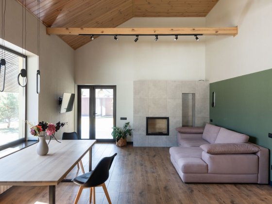 Без%. Хотянівка, одноповерховий будинок з ремонтом біля лісу Хотянівка