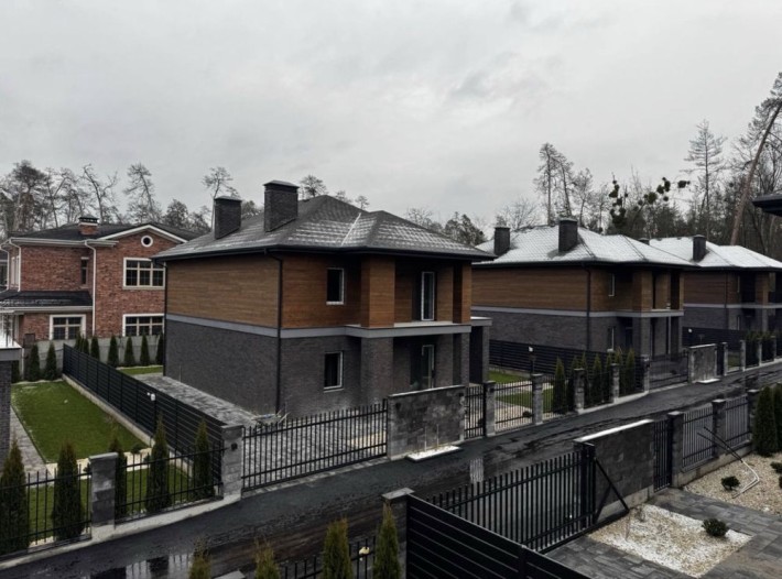 Не будинок, а мрія! Чудовий будинок  для великої родини. - фото 1