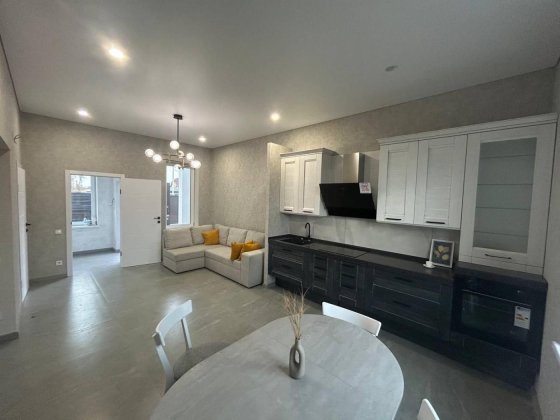 Продам Будинок з Ремонтом Без Комісії закрита територія Хотяновка