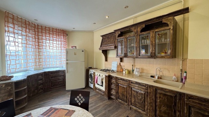 Продаж таунхаус Чайки, з ремонтом, Г. Сковороди 38Б, 206 кв.м., без % - фото 1