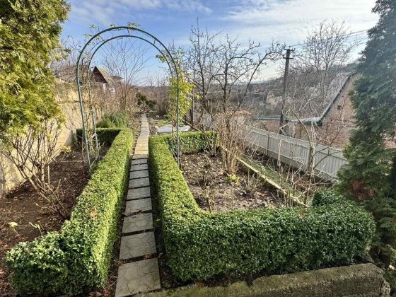 Затишна, доглянута дача в с. Шкарівка без комісії Шкарівка