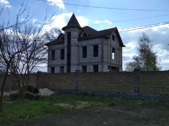 Продам дом в Киевская обл., Хотяновский р-он,товариство Троянда-2. Хотянівка