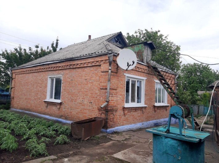 Продається просторий будинок у центрі м. Мала Виска! - фото 1