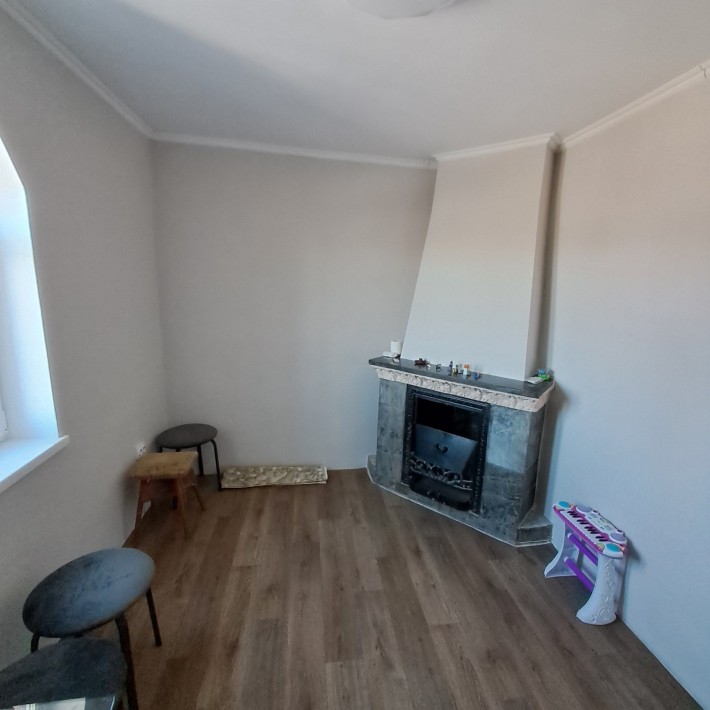 Двоповерховий дачний будинок  ДК Ятрань - фото 1