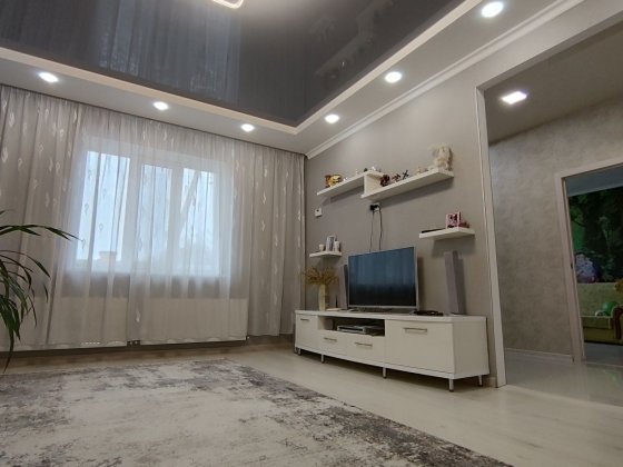 Продаємо добротний будинок селище Молодіжне Подгайцы