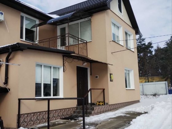 Продається  добротний будинок біля річки Синюхи Новоархангельск