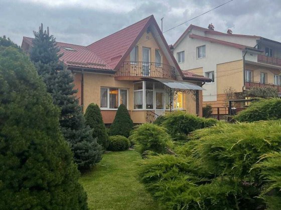 Продаж будинків с. Сокільники Сокольники