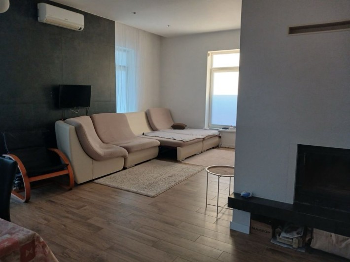 Продаж будинку Львів Сокільники ( центр). З ремонтом і меблями . - фото 1