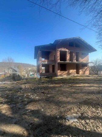 Продаж будинку в м.Винники - фото 1