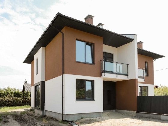 Котедж (Брюховичі, Львів) Ліс, Комунікації, інфраструктура! Брюховичі