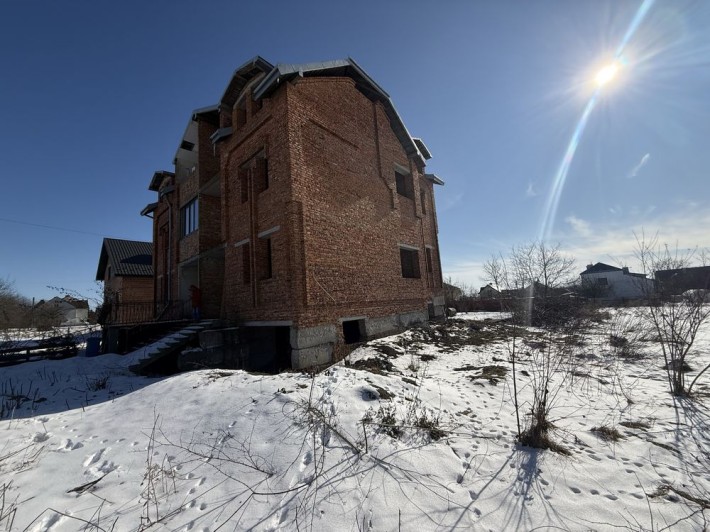 Продається будинок з прекрасним краєвидом на Львів - фото 1