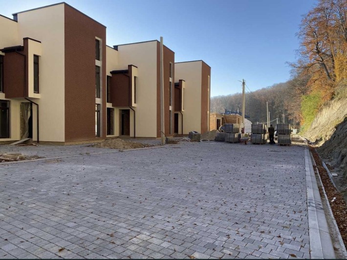 Елітний Таунхаус в м. Винники - фото 1