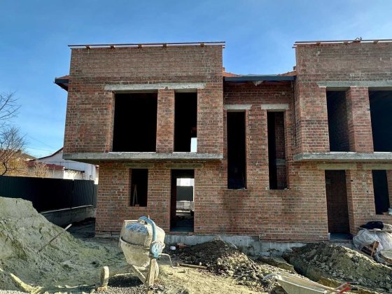 Продаж дуплекса у Винниках (біля Львова) площею 100 м2 Винники