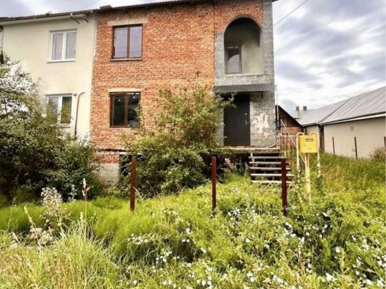 Продається двоповерховий будинок у місті Винники (Львівська область) Винники