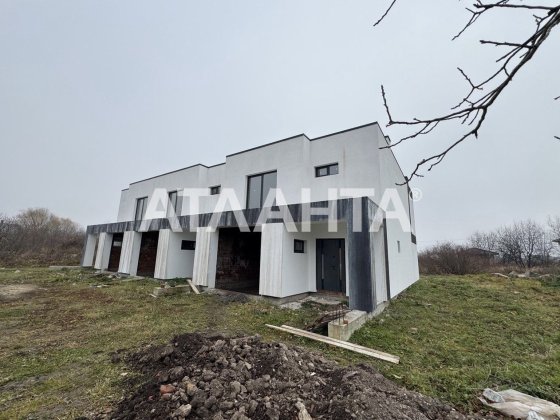 Продається сучасний двоповерховий котедж! Самбір