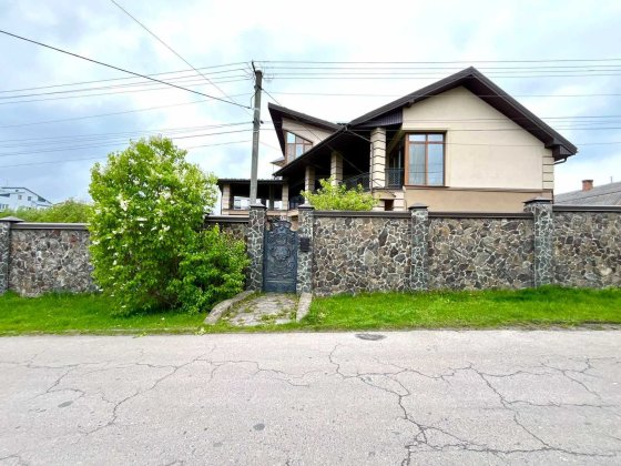 Продаж окремо стоячого будинку. Солонка-Львів Солонка