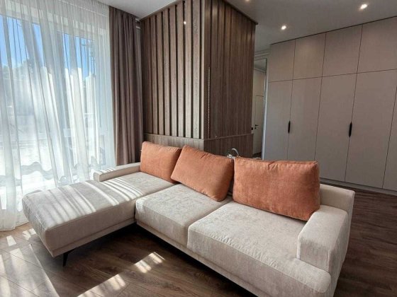 Продаж готового котеджу з дизайнерським ремонтом, Брюховичі Брюховичи