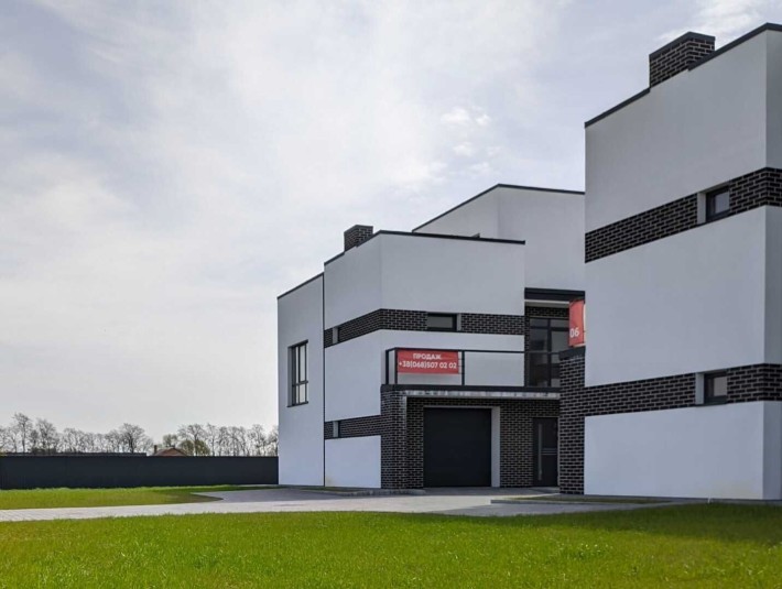 Продаж котеджу у с. Солонка, вул. Кн. Романа БЕЗ КОМІСІЇ - фото 1