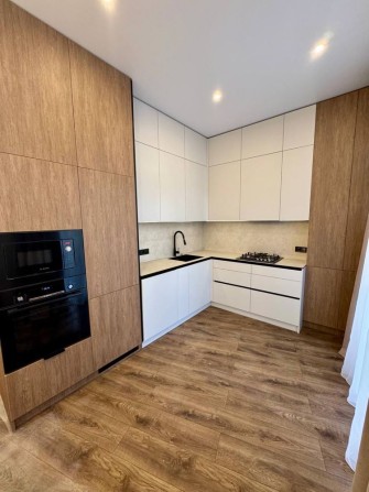 Продаж будинок котедж таунхаус з сучасним ремонтом Брюховичі - фото 1