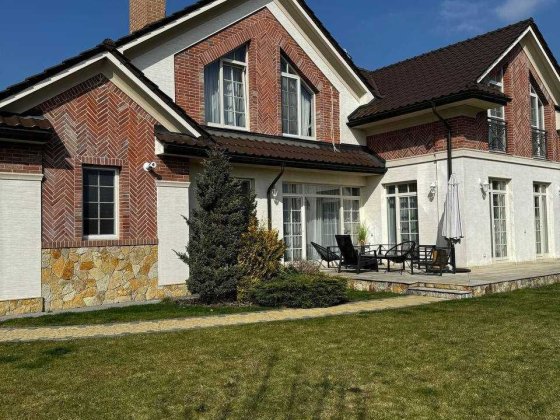 Продаж єдиного будинку на ринку в преміальному КМ «Панська Гора» Сокольники