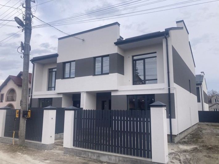 Продаж спареного будинку біля Львова с. Зимна Вода - фото 1